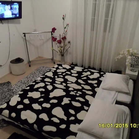 Guest house And Stambuk 3*