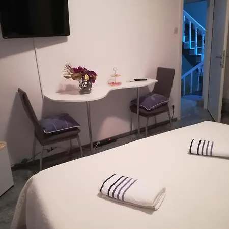 And Stambuk Gostinjska kuća Split