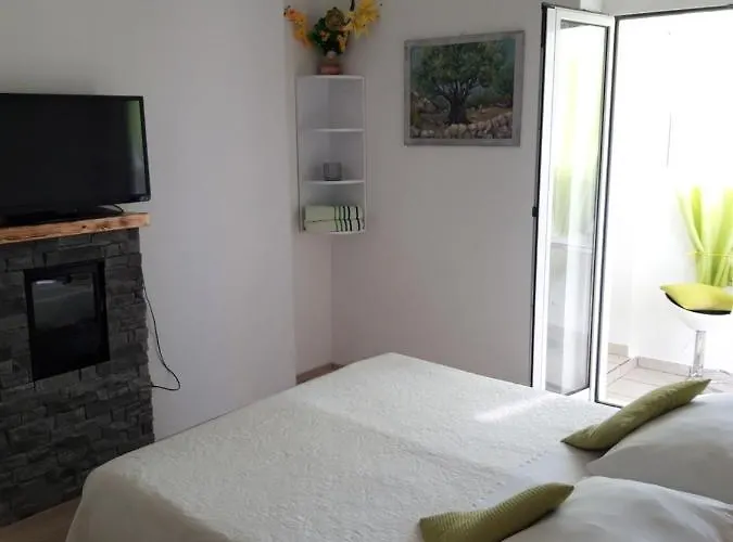 And Stambuk Vendégház