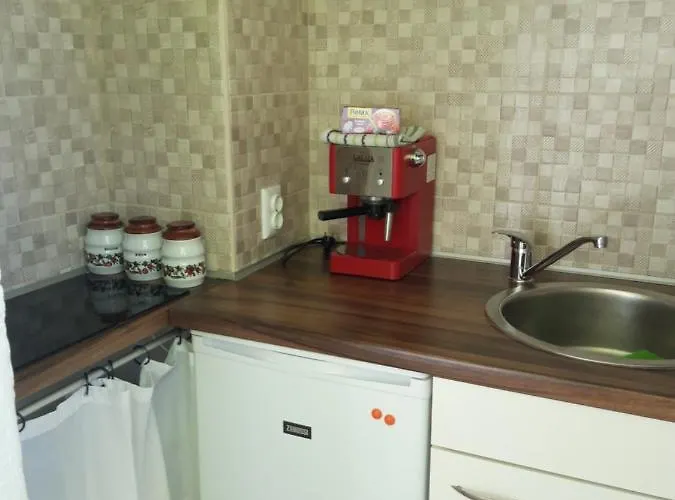 And Stambuk 3* Split