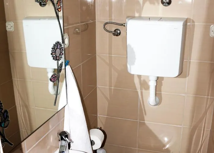 And Stambuk Vendégház 3*