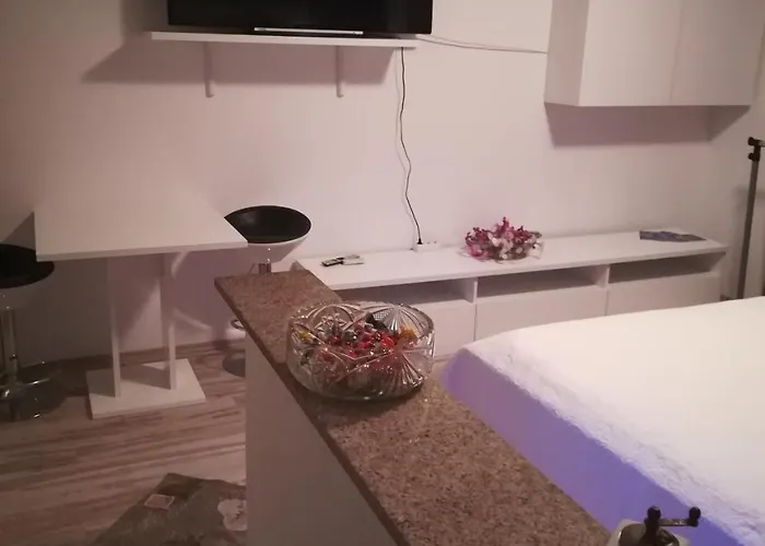 And Stambuk Vendégház